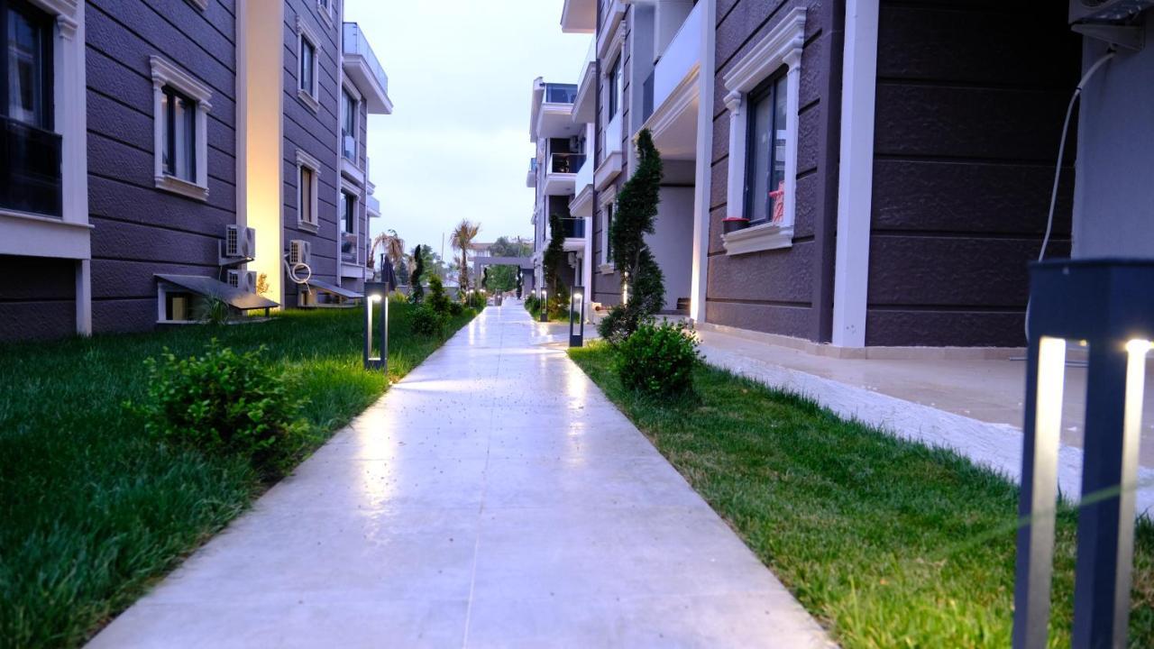 Flower City Suits Aparthotel Yalova  Eksteriør bilde