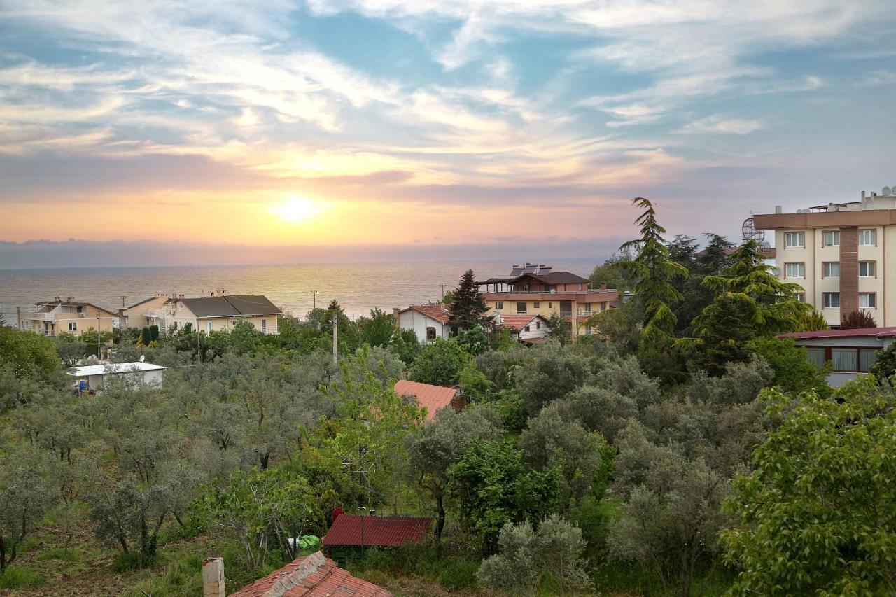 Flower City Suits Aparthotel Yalova  Eksteriør bilde