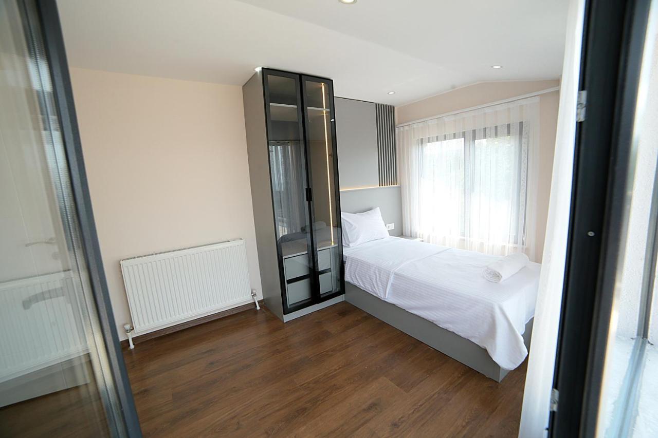 Flower City Suits Aparthotel Yalova  Eksteriør bilde