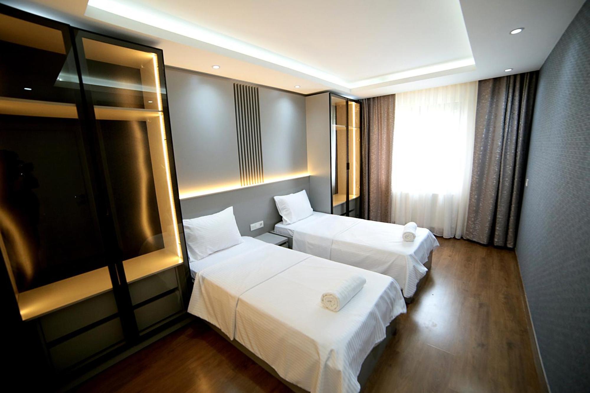 Flower City Suits Aparthotel Yalova  Eksteriør bilde